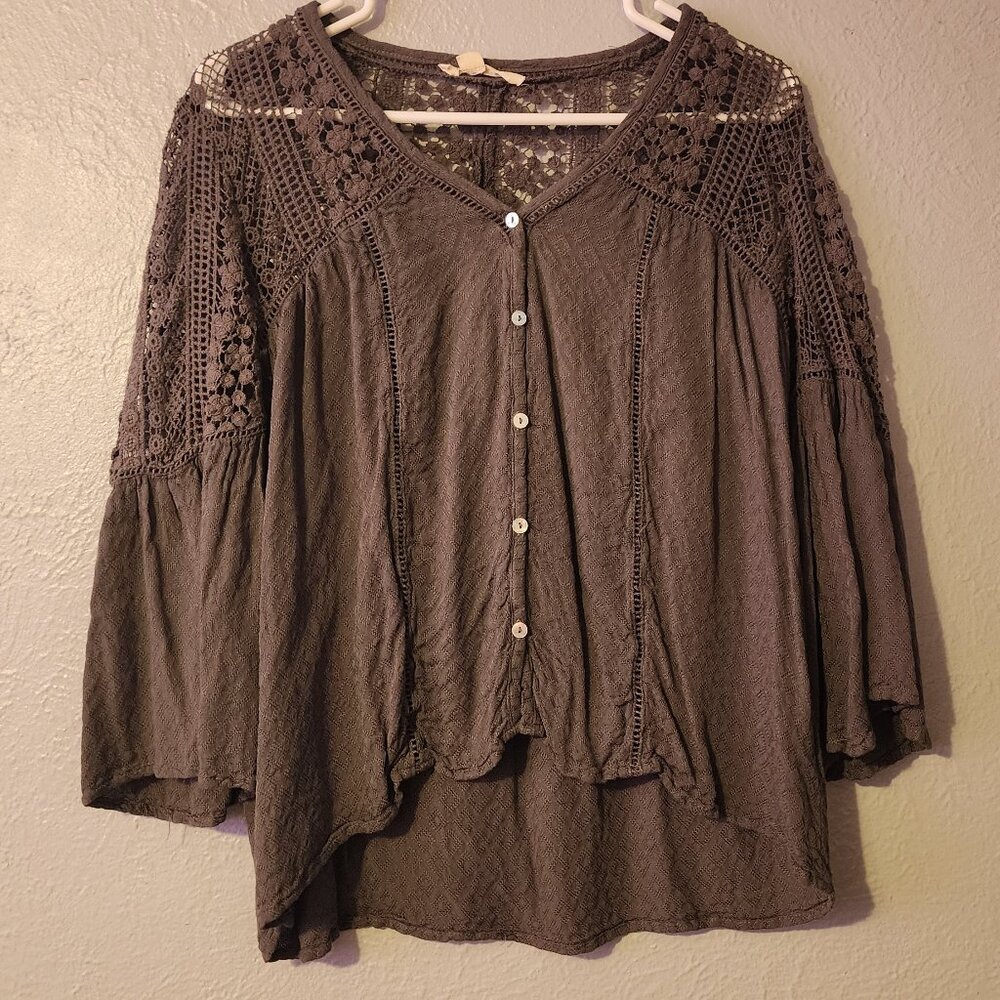 Lovestitch Gray 100% Rayon Semi Lace Long Sleeve Button Down Blouse